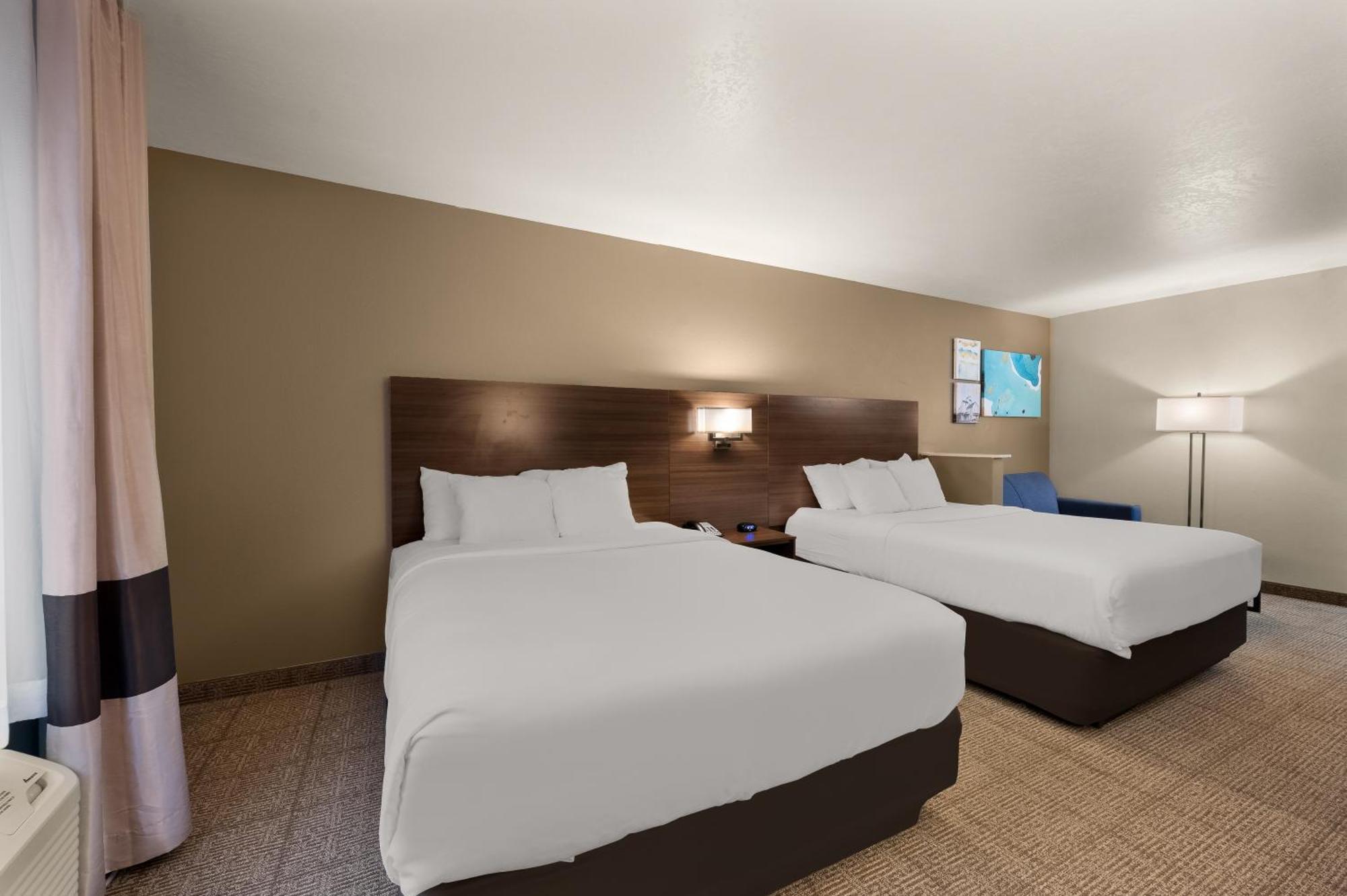 Comfort Inn & Suites Fenton Exterior photo